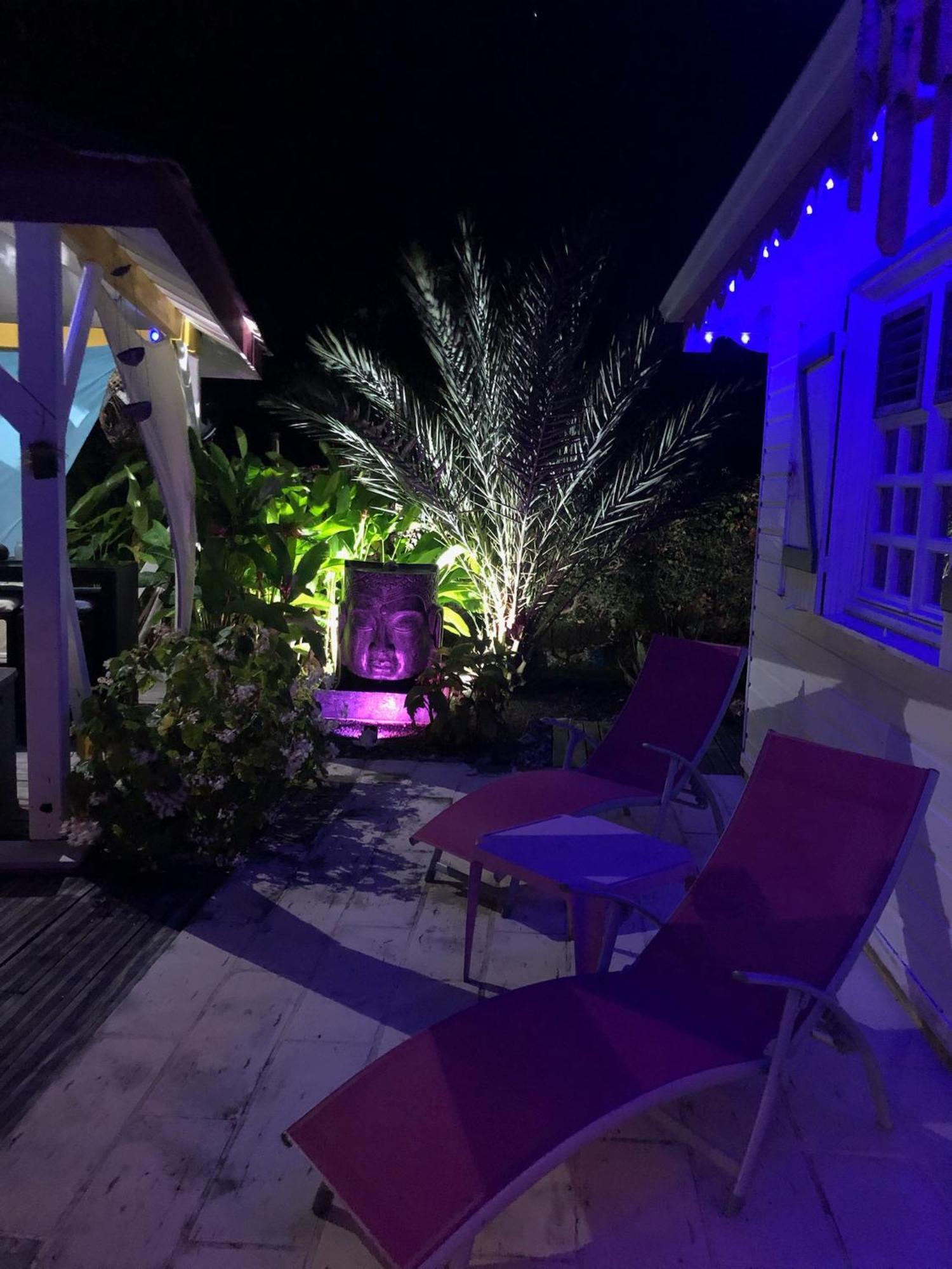 Au Bel'Vue Chez Sandrine "Gite & Chambre D'Hotes" Le Moule Luaran gambar