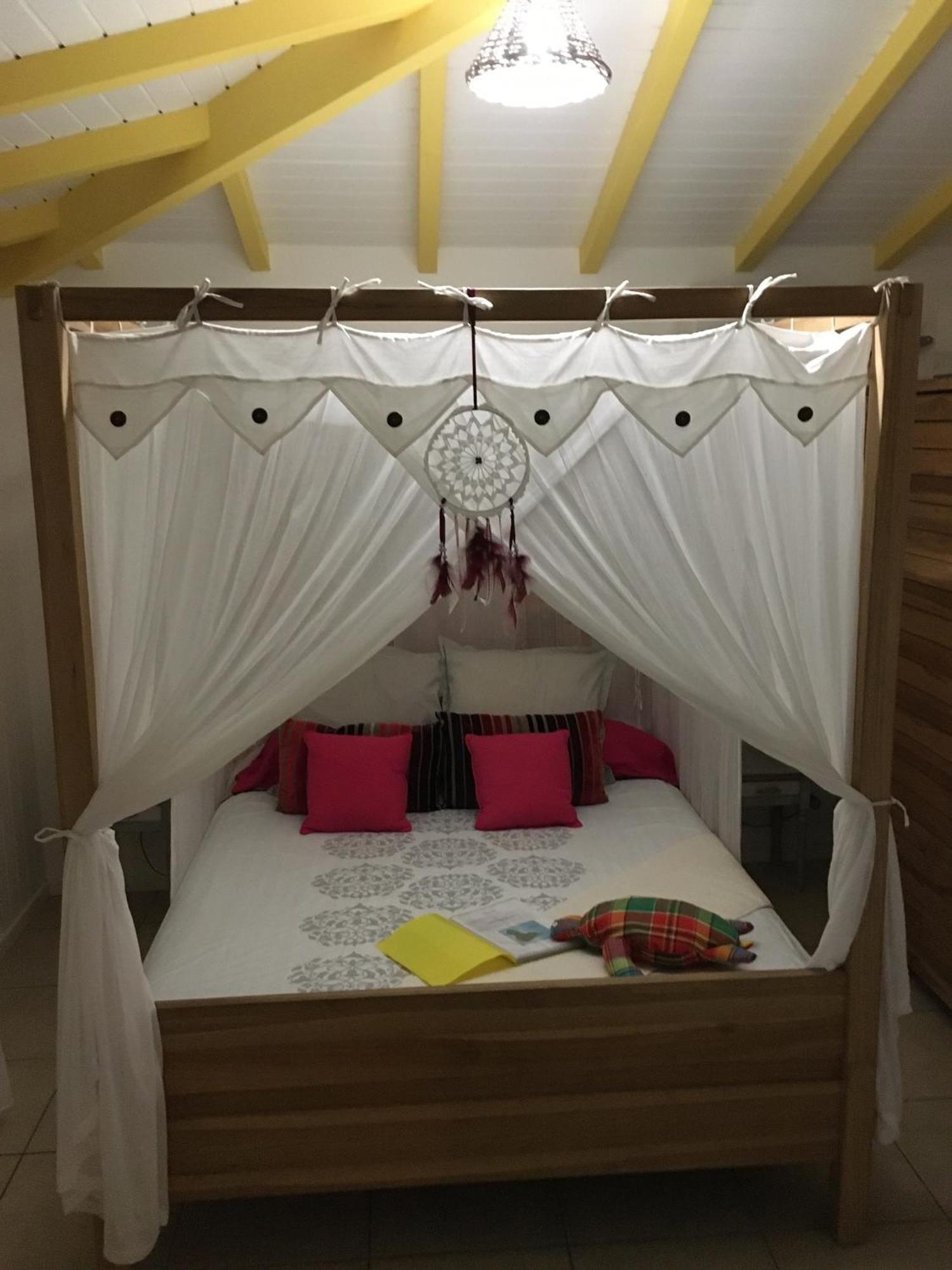 Au Bel'Vue Chez Sandrine "Gite & Chambre D'Hotes" Le Moule Luaran gambar