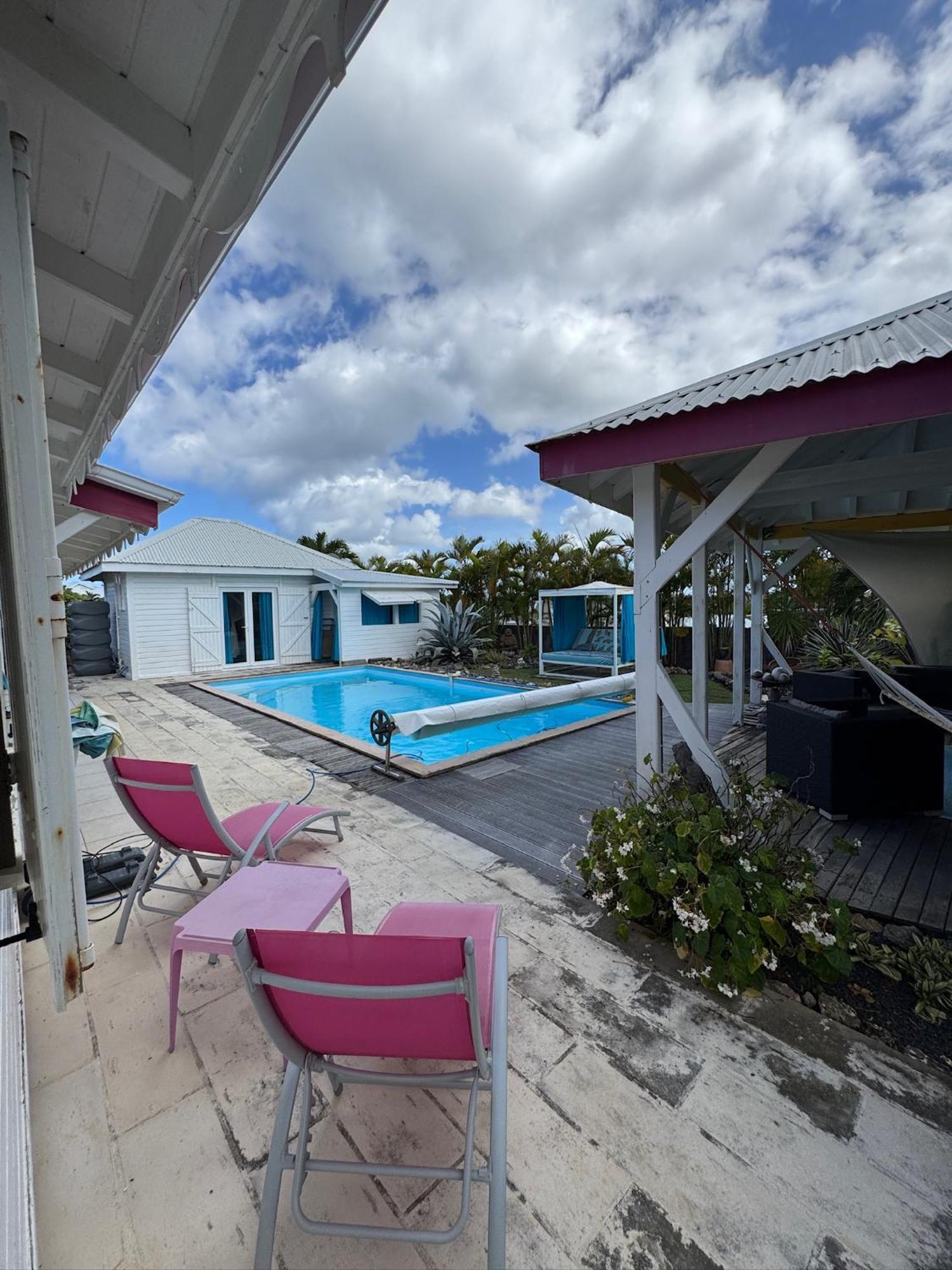 Au Bel'Vue Chez Sandrine "Gite & Chambre D'Hotes" Le Moule Luaran gambar