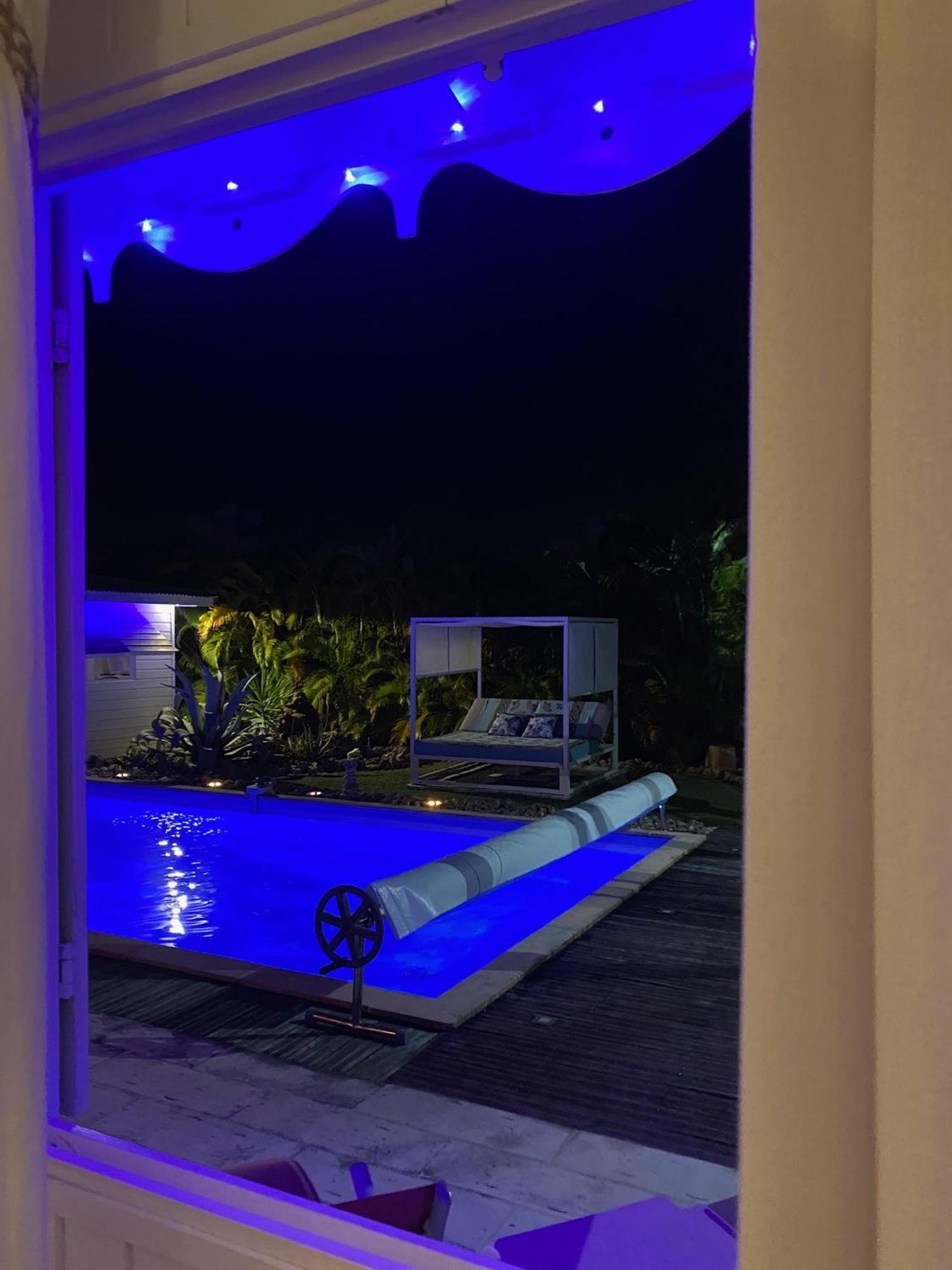 Au Bel'Vue Chez Sandrine "Gite & Chambre D'Hotes" Le Moule Luaran gambar